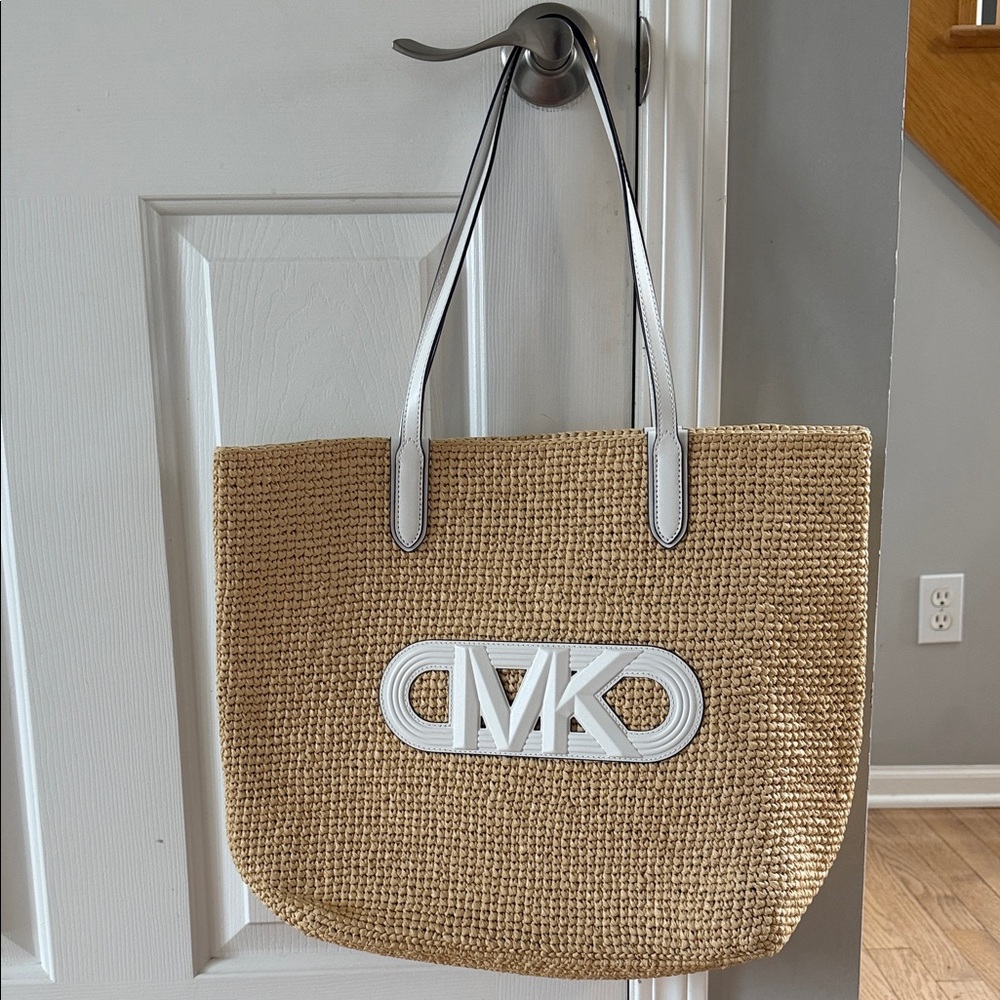 NWT Michael Kors Eliza Nautical White Woven XL Tote